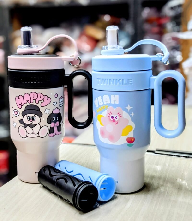 StarxCup 850ml Insulated Stainless Steel Travel Mug – Cute Cartoon Design with Straw & Handle (Black, Large) - Image 2