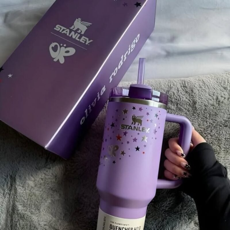 STANLEY x OLIVIA RODRIGO Quencher H2.O FlowState™ Tumbler | 40oz | Collector's Edition - Image 3