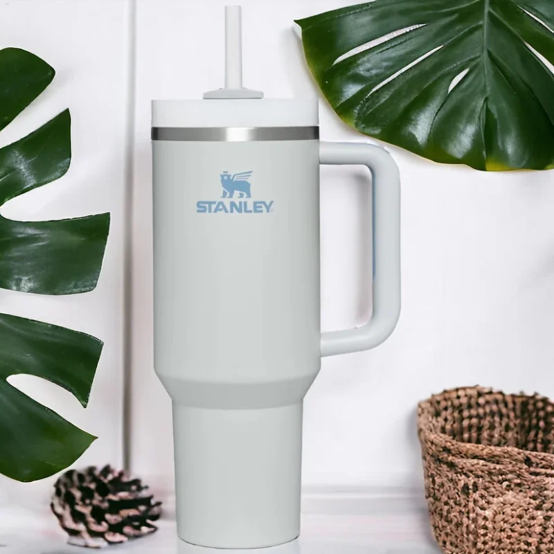 STANLEY QUENCHER H2.0 | 40oz (1200mL) – ULTIMATE HYDRATION TUMBLER – NOW IN PAKISTAN! - Image 7